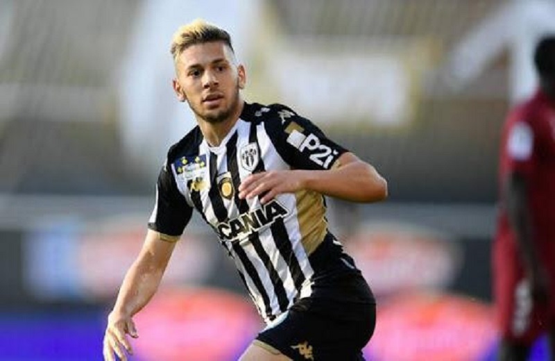 Ligue 1 : un joueur algérien arrêté pour s’être masturbé en public pour la 2e fois cette année