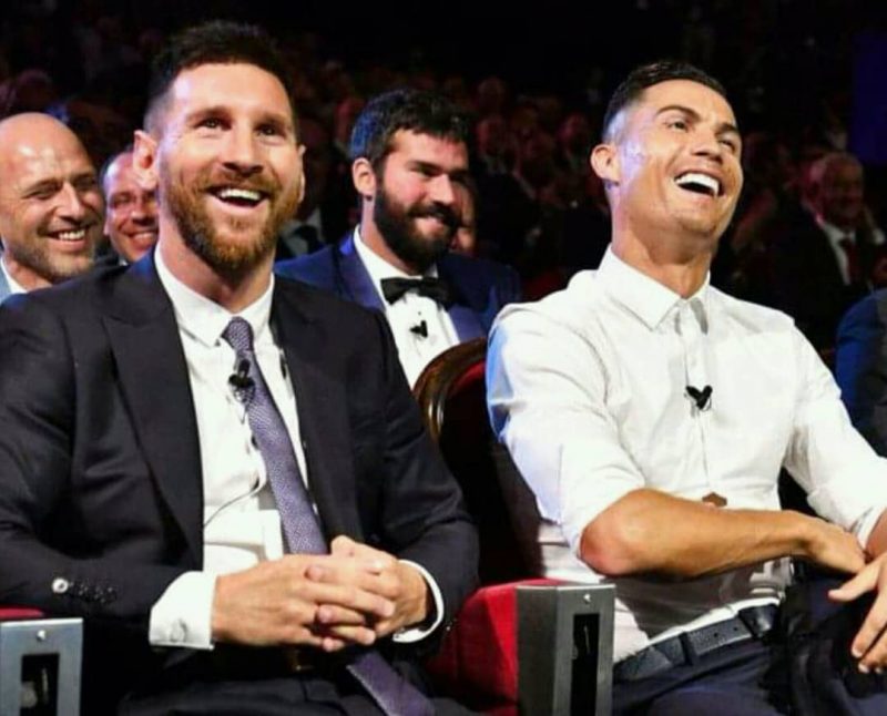 [Vidéo] L’échange génial entre Messi et Ronaldo : « C’est vrai qu’on dîne pas souvent ensemble »