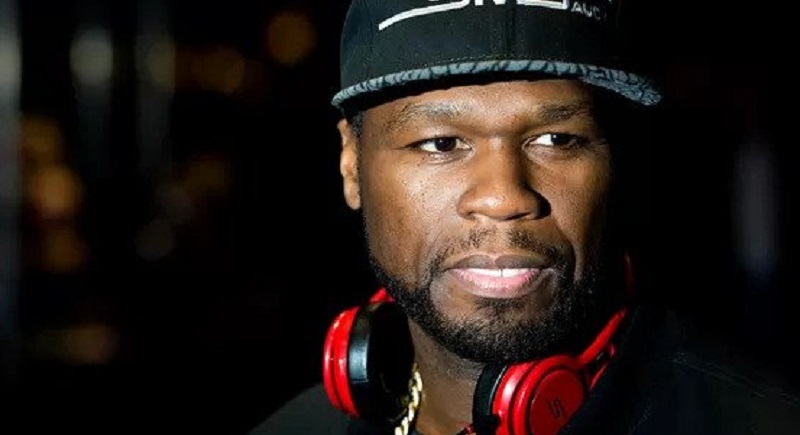 [Vidéo] 50 Cent distribue 17 millions FCFA comme pourboire au personnel d’un fast-food