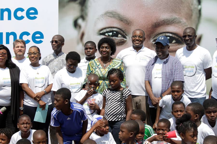Le groupe Ecobank au Togo se dévoue pour la cause des orphelins de SOS Village d’Enfants de Lomé (photos)