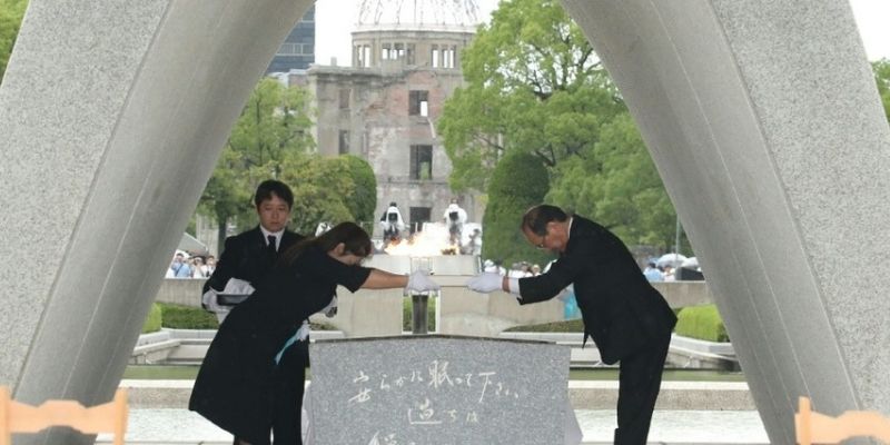 Japon : 74 ans après le bombardement, Hiroshima se souvient et appelle à la paix