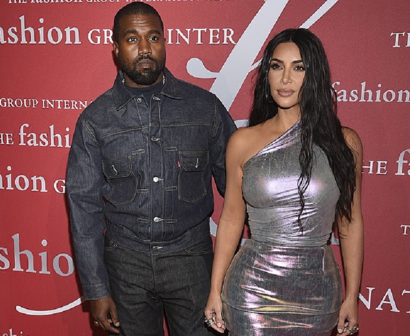 Abandonnée et trahie, Kim Kardashian se résout à divorcer de Kanye West