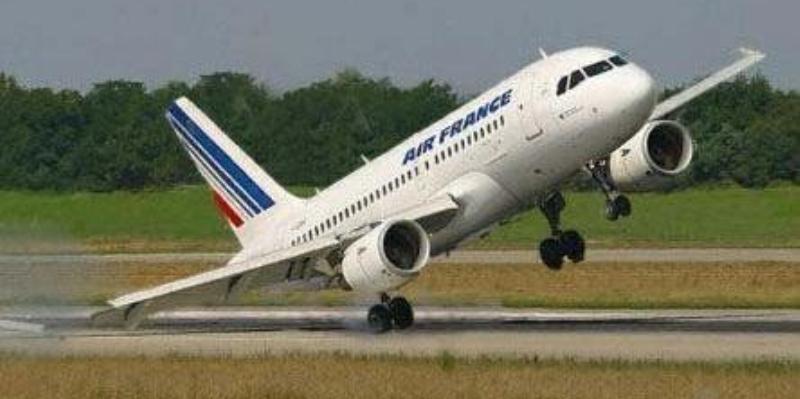 Aérien/Bénin : un avion d’Air France contraint de faire demi-tour vers Paris après un incident ce lundi 25 mars