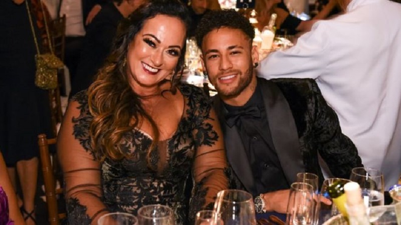 Affaire Neymar : L’émouvant conseil de la mère à son fils
