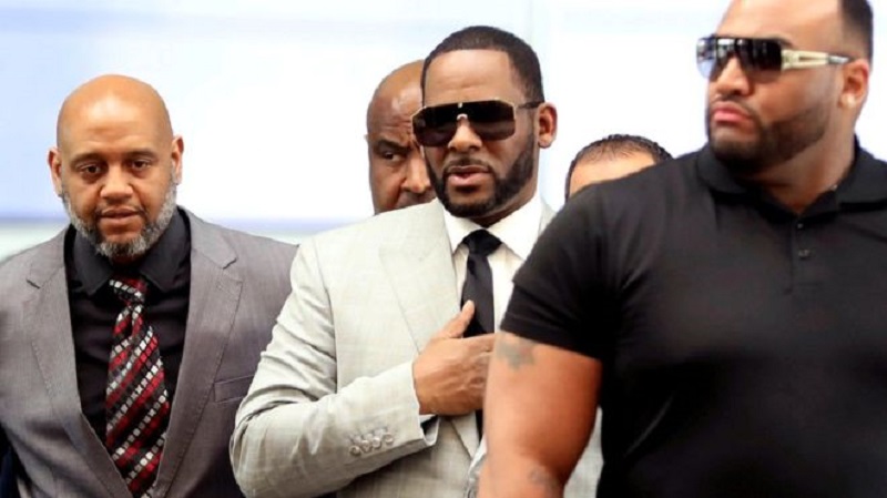 Affaire R. Kelly : le chanteur aurait refusé une audience à un tribunal de Chicago
