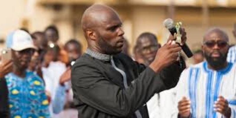 [Urgent] L’activiste Kémi Séba arrêté par la police ce dimanche