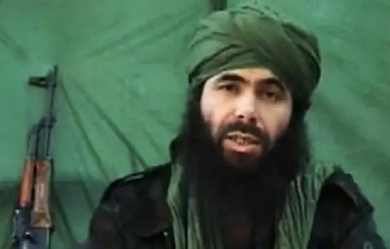 Annoncé mort, le chef d’Al-Qaïda refait surface (vidéo)