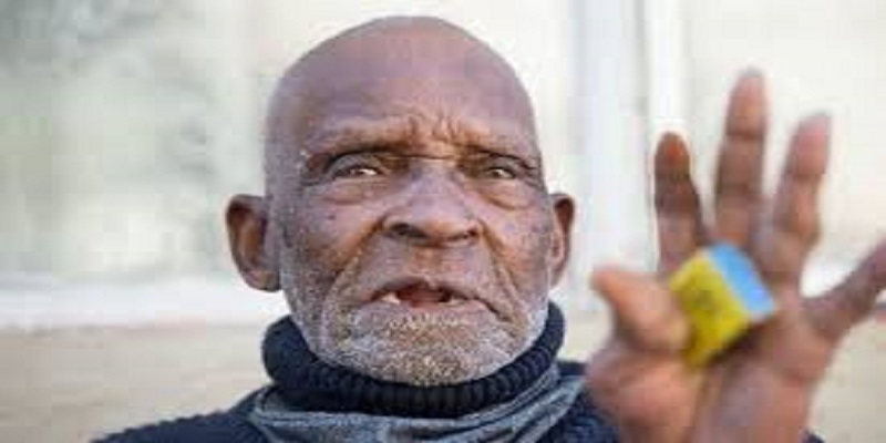 Afrique du Sud : décès de l’homme le plus vieux du monde à l’âge de 116 ans
