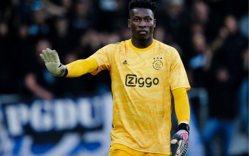 Ajax / André Onana : le gardien camerounais suspendu par l’UEFA