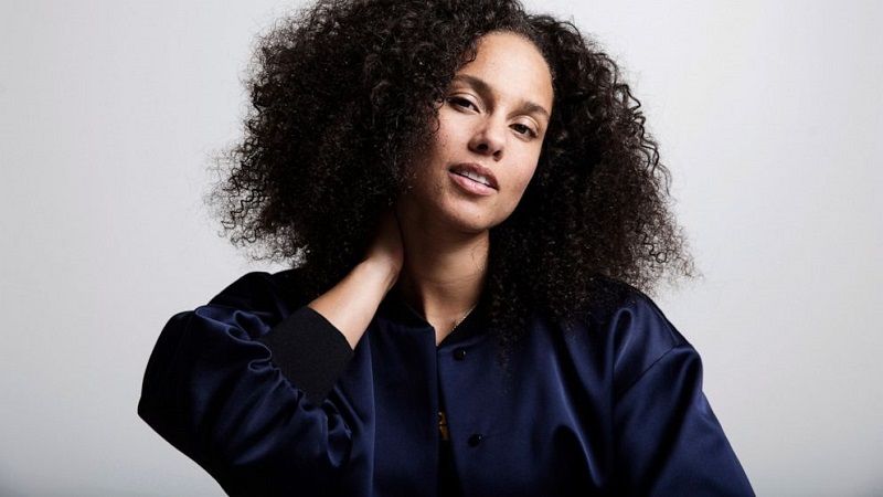 Alicia Keys affirme qu’elle aurait pu finir « prostituée ou droguée »