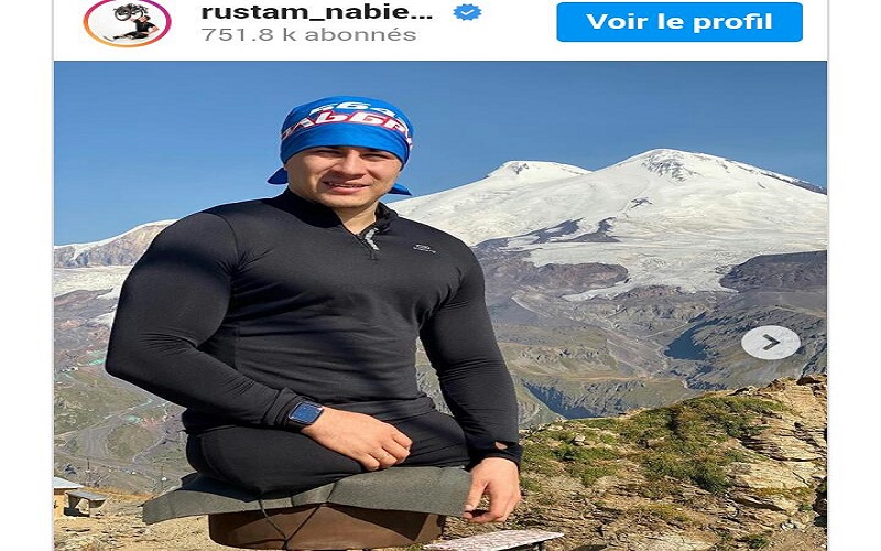 Amputé des jambes, il gravit le plus haut sommet d’Europe avec ses mains (photos)
