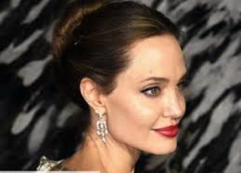 Angelina Jolie : ses enfants lui interdisent désormais de pratiquer cette activité