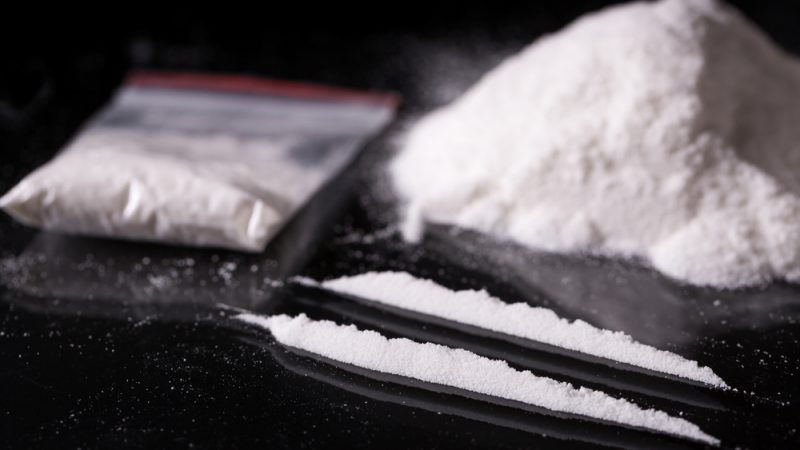 Angleterre : 55 kg de cocaïne saisis à l’aéroport, cachés dans des légumes