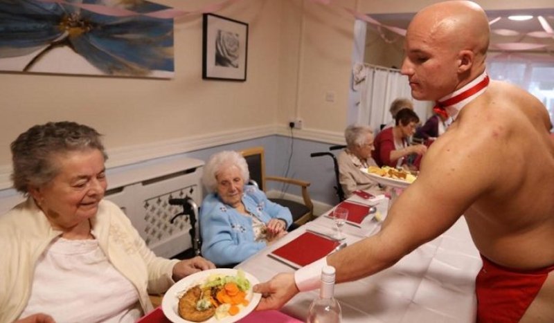 Angleterre : pour rendre la vie agréable aux pensionnaires d’une maison de retraite, voici la nouvelle trouvaille originale