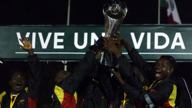 L’Angola remporte sa première Coupe du monde de football…