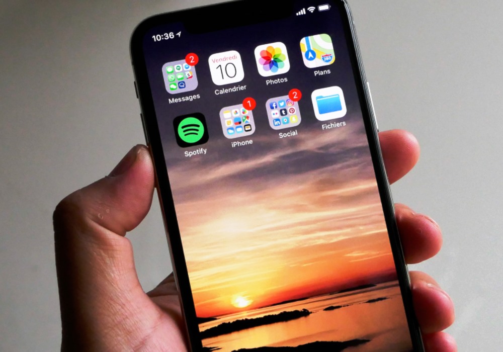 Apple Store : un gang vole 21 IPhone d’une valeur de 19 000 dollars en 5 min