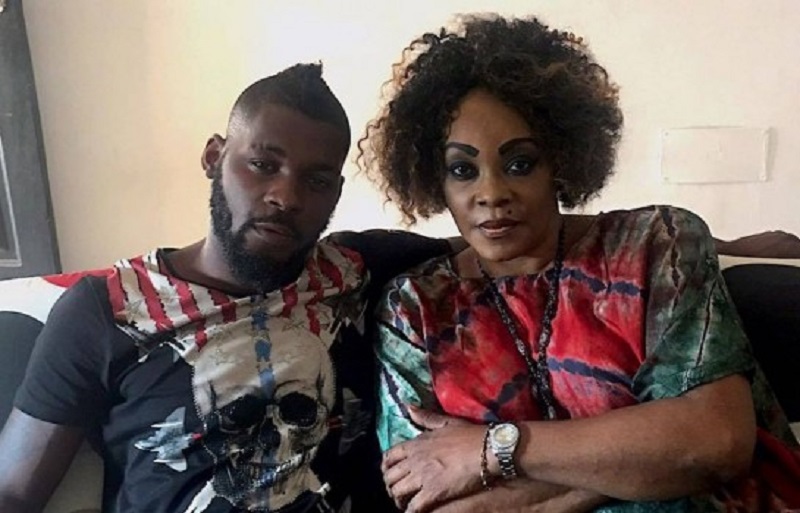 Dj Arafat : le torchon brûle entre Tina Glamour et sa mère Dandi Lou Hélène