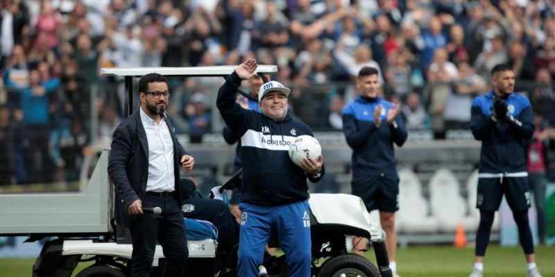 Argentine: folie furieuse à La Plata pour le retour du « mythe » Maradona (vidéo)