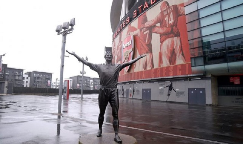 Arsenal : démission du président Chips Keswick