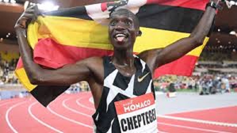 Athlétisme : l’Ougandais Cheptegei bat un nouveau record du monde