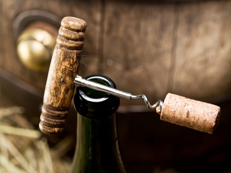 Attitude Coronavirus : Comment bien conserver une bouteille de vin entamée ?