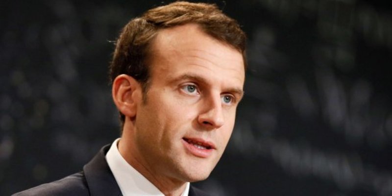 La réaction de la France suite à la démission de Bouteflika
