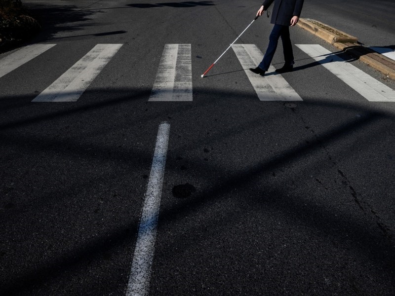 Aveugle pendant plus de 20 ans, un homme recouvre la vue après un accident de route