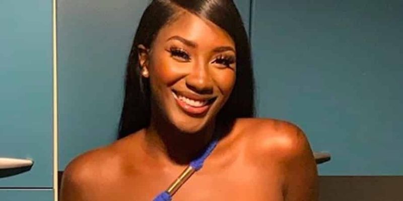 Aya Nakamura et son petit ami dansant sur le son « joli bébé » de Niska
