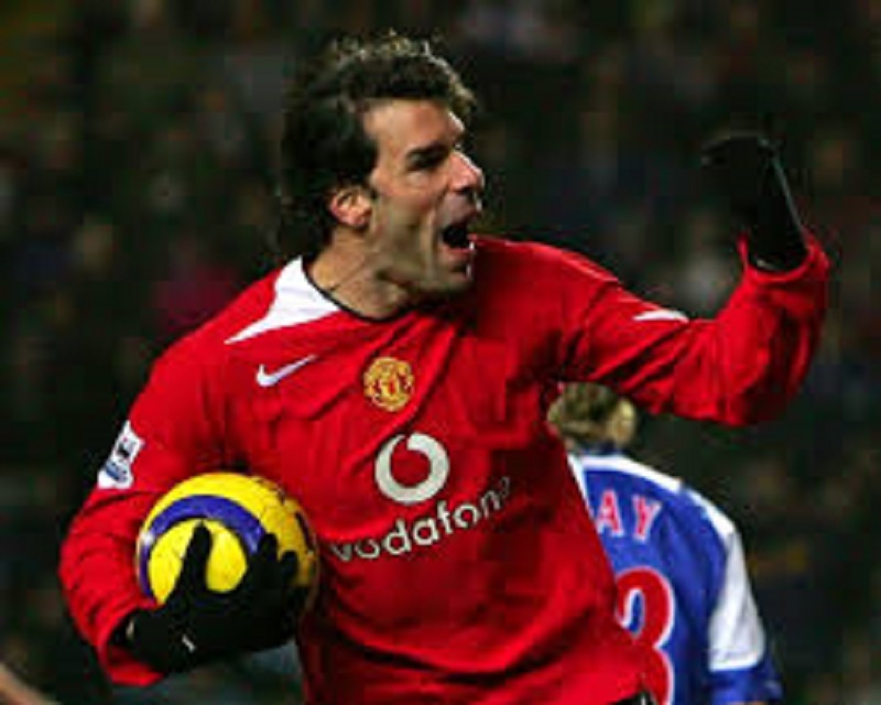 Ballon d’or 2019 : ce joueur mérite de le remporter selon Nistelrooy