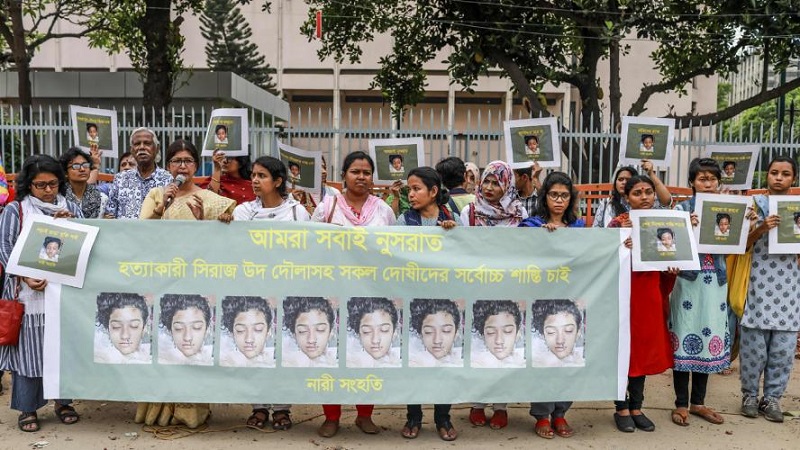 Bangladesh : une jeune fille brûlée vive pour avoir dénoncé un harcèlement se3uel