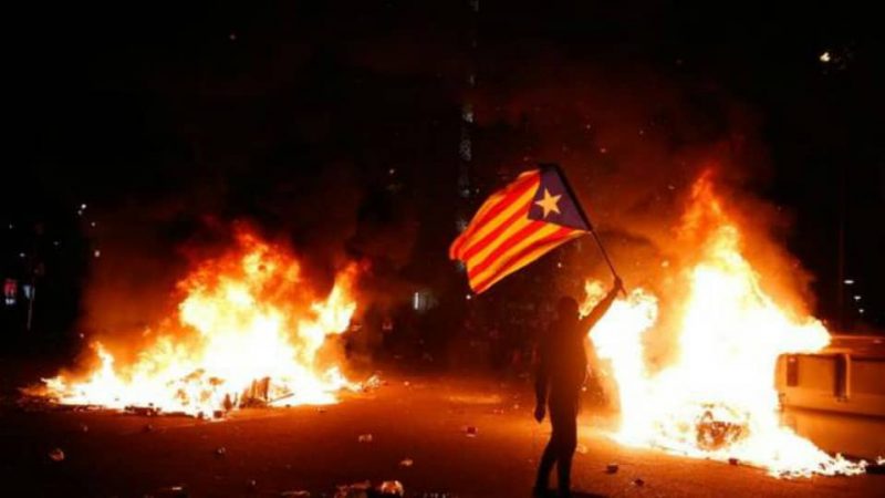 Barcelone : plusieurs blessés dans des affrontements autour du «Clasico»