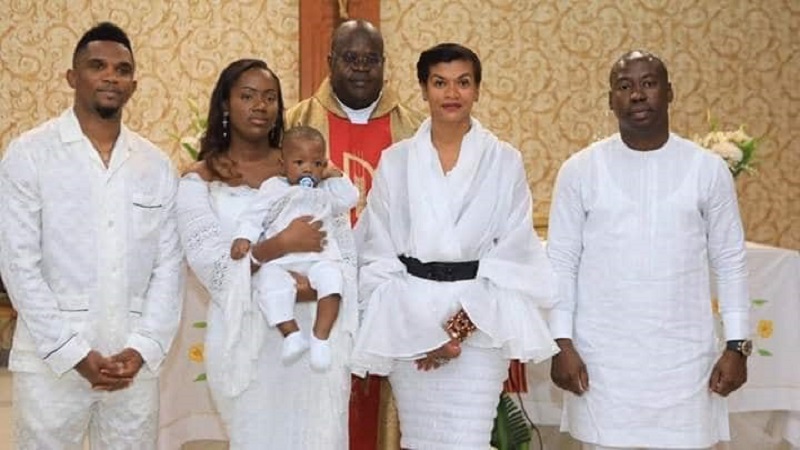 Bénin : Samuel Eto’o à la cérémonie de baptême religieux du fils du ministre des Sports