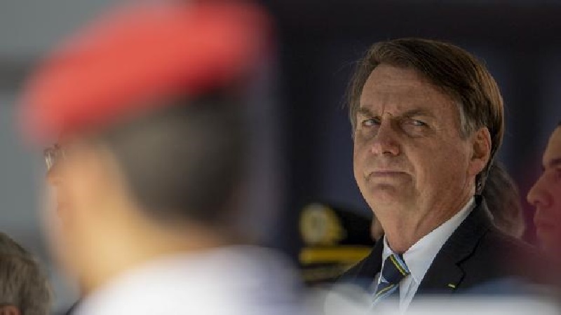 Brésil : le Président Bolsonaro opéré avec succès
