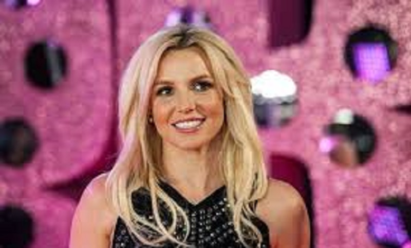 Britney Spears placée sous tutelle : ses fans manifestent contre cette décision