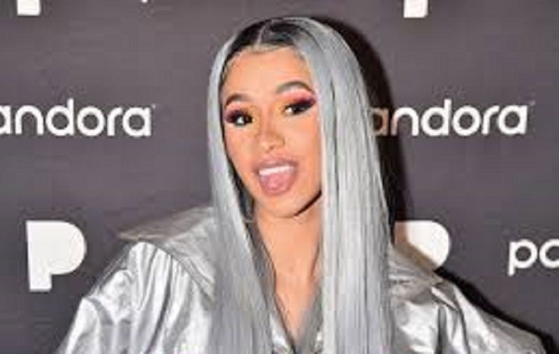 Cardi B : ce curieux conseil de la star aux femmes pour la Saint-Valentin