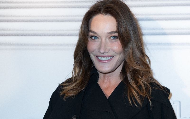 Carla Bruni accueille un nouveau membre dans sa famille