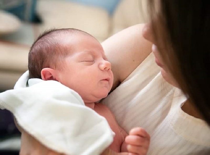 Cette mère tue son bébé après l’avoir drogué