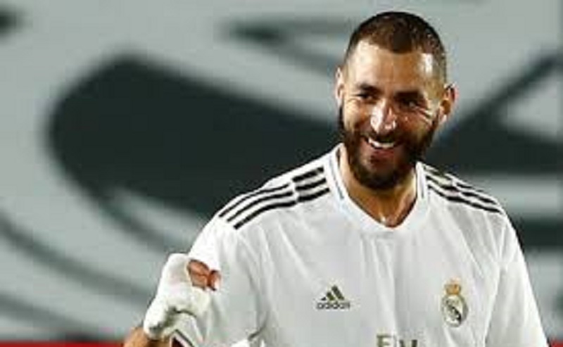 Sports : la fortune de Benzema dévoilée