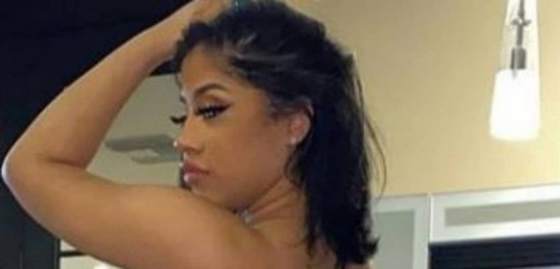 Cette photo seins nus de la sœur de Cardi B, Hennessy  Carolina, ébranle la toile