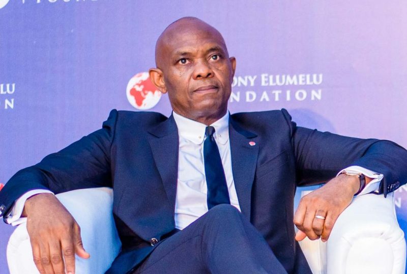 ‘Chacun a  besoin d’un peu d’aide’, l’histoire émouvante du milliardaire Tony Elumelu