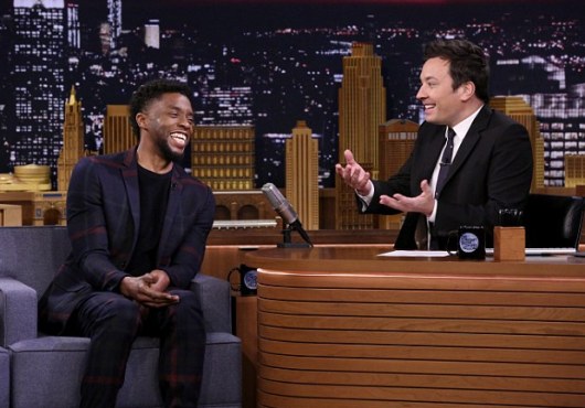 Chadwick Boseman, la star de ‘Black Panther’ a révélé comment Denzel Washington l’a sauvé de la rue