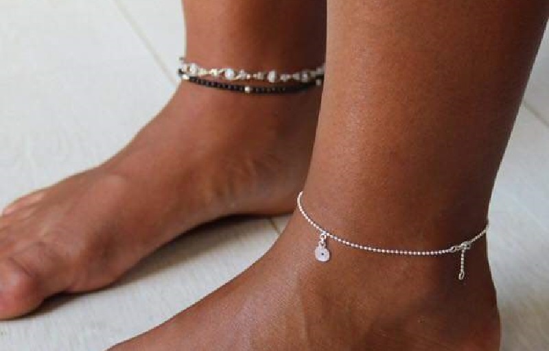 La « chaîne aux pieds » : que comprendre de cette tendance de plus en plus en vogue ?