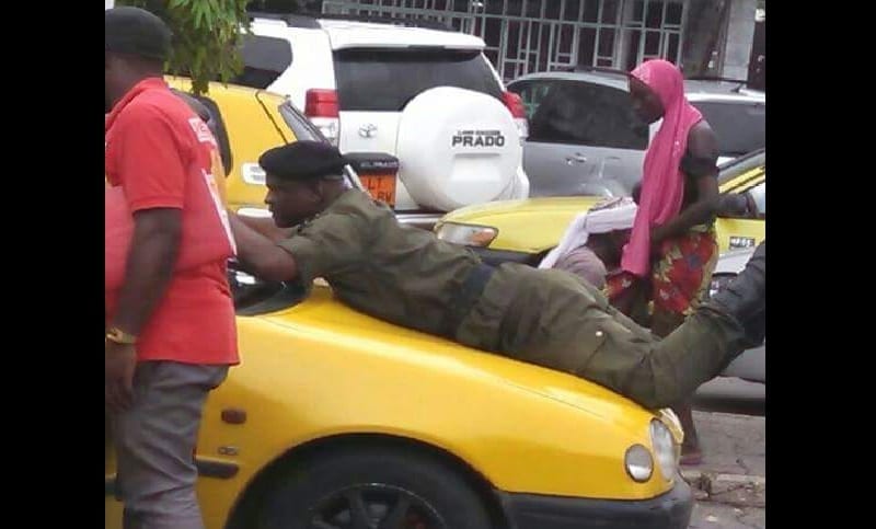 Togo : après l’affaire du militaire et de l’infirmier, un taximan agressé par un agent de la douane