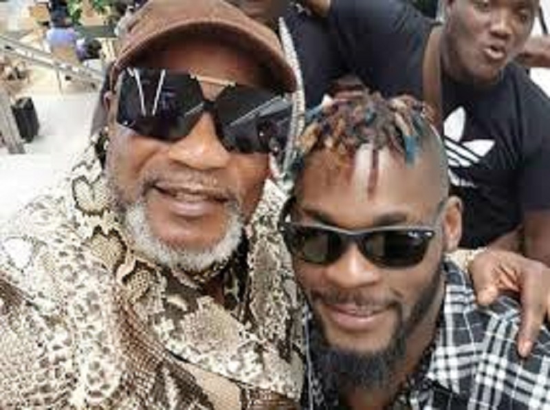 Choqué aux obsèques de DJ Arafat, Koffi Olomidé demande à être « brûlé » à sa mort