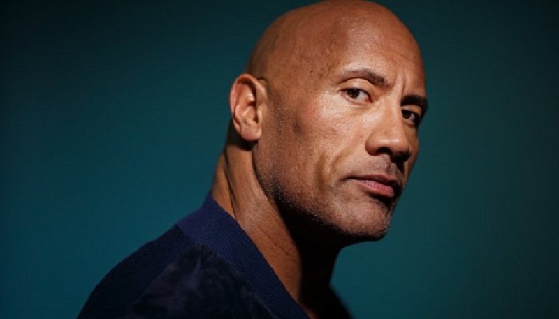 Dwayne Johnson : l’acteur dévoile un étonnant cliché de ses débuts dans le catch
