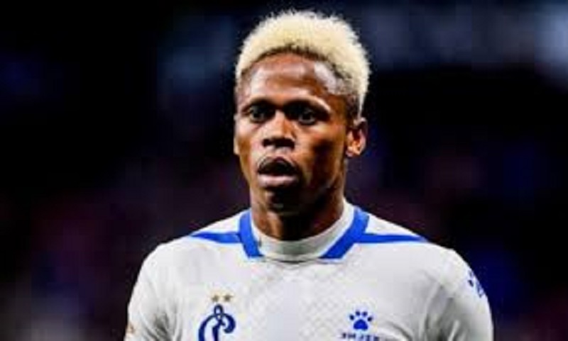 Coronavirus : l’international camerounais Clinton Njie testé positif et placé en quarantaine