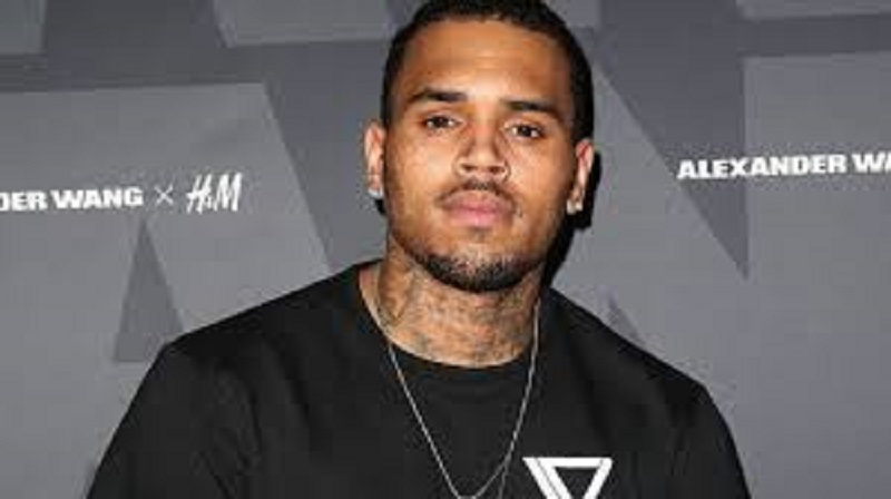 Comparé à Tory Lanez, Chris Brown pète un cable