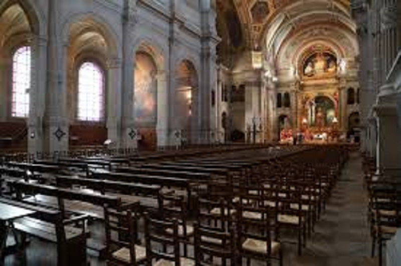 France / Confinement : le Conseil d’État maintient l’interdiction des cérémonies religieuses avec un large public