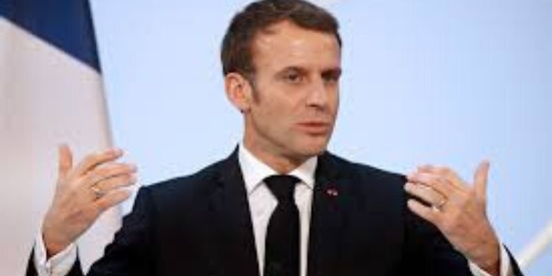 Macron : «L’architecture de sécurité commune c’est aussi le dialogue avec la Russie»