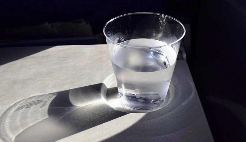Consommer trop d’eau pourrait provoquer la mort…voici le processus